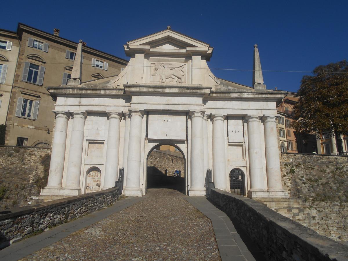 La Maison Des Artistes Bergamo Kültér fotó